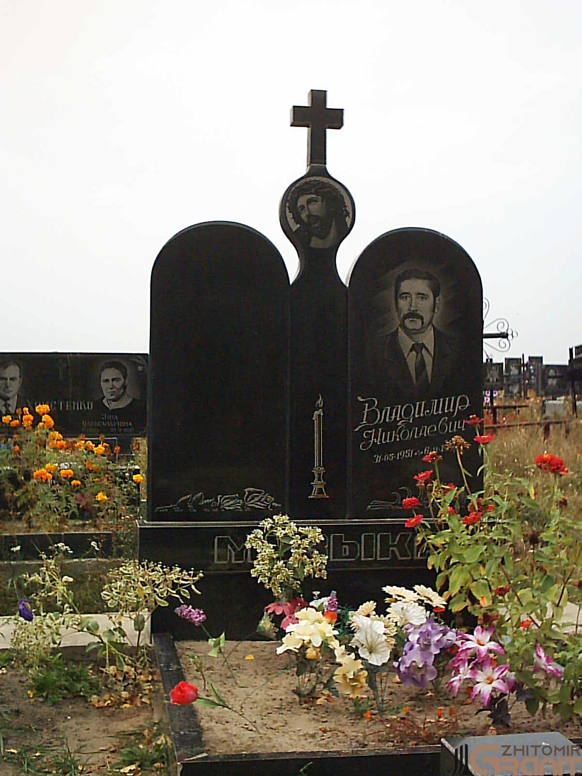 Double granite monument - Angel under the cross