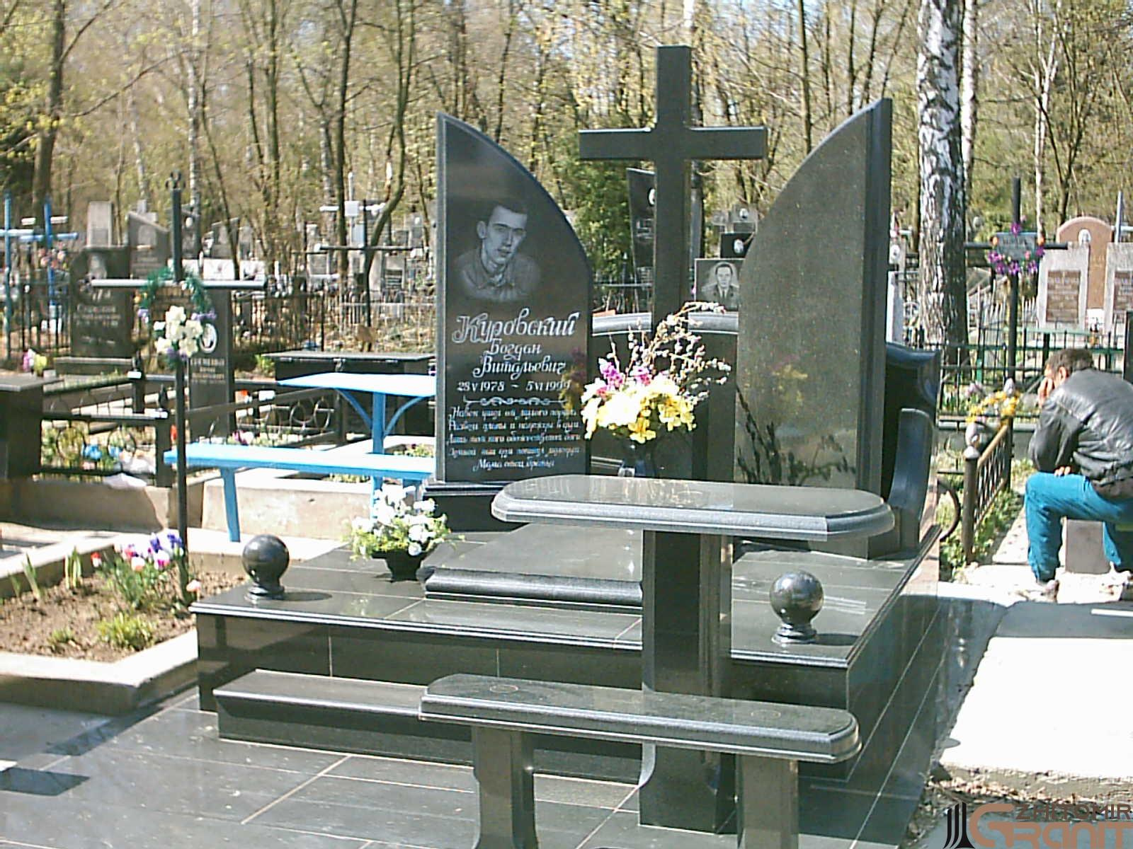 Double granite monument - Heavenly Way