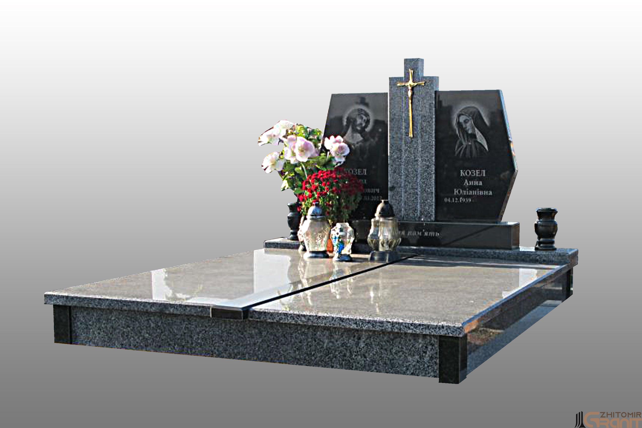 Double granite monument Double granite monument